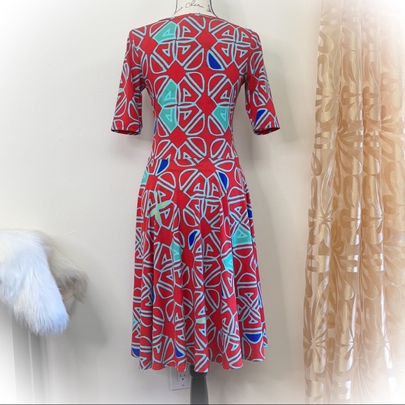 💕Beautiful Red Geometric Lularoe Nicole Fit & Flare Dress💕 - Picture 6 of 11